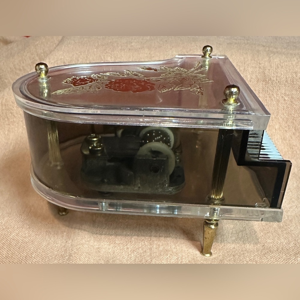 Vintage Sankyo Clear Acrylic Grand Piano Music Box Plays Edelweiss Floral Design - Picture 12 of 12